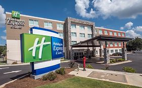 Holiday Inn Express & Suites - Commerce By Ihg